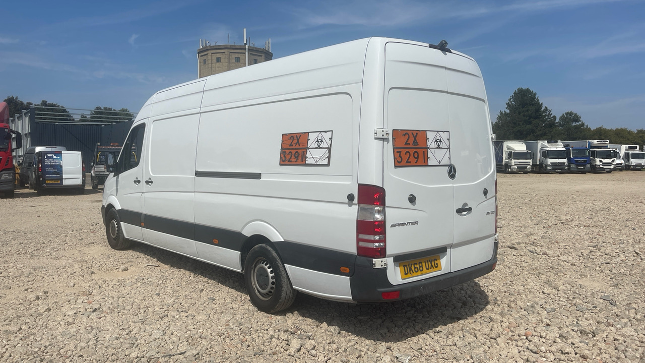 MERCEDES-BENZ SPRINTER 314 CDI - Furgon: obrázek 3 MERCEDES-BENZ SPRINTER 314 CDI - Furgon: obrázek 3