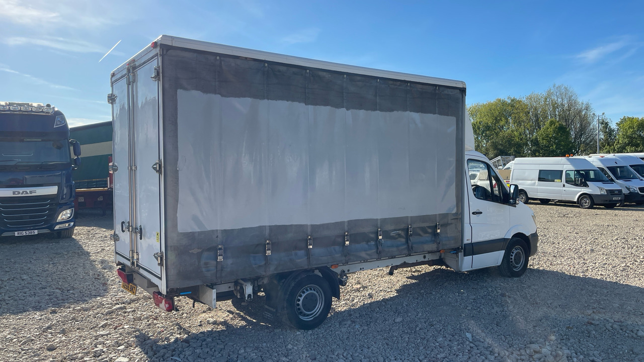 MERCEDES-BENZ SPRINTER 316 CDI - Plachtová dodávka: obrázek 4 MERCEDES-BENZ SPRINTER 316 CDI - Plachtová dodávka: obrázek 4