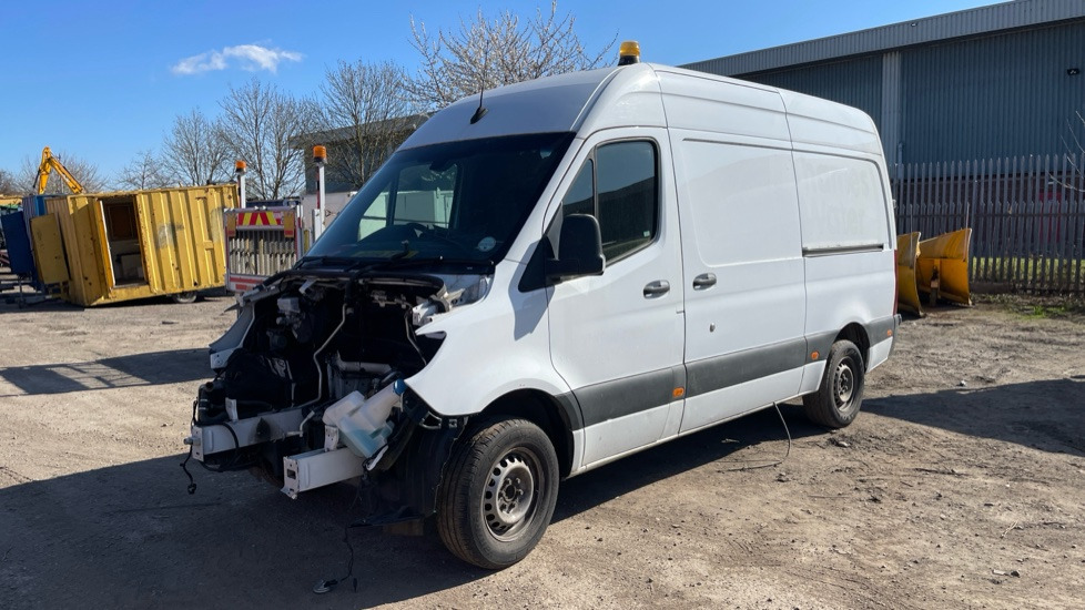 MERCEDES-BENZ SPRINTER 316 CDI - Furgon: obrázek 3 MERCEDES-BENZ SPRINTER 316 CDI - Furgon: obrázek 3
