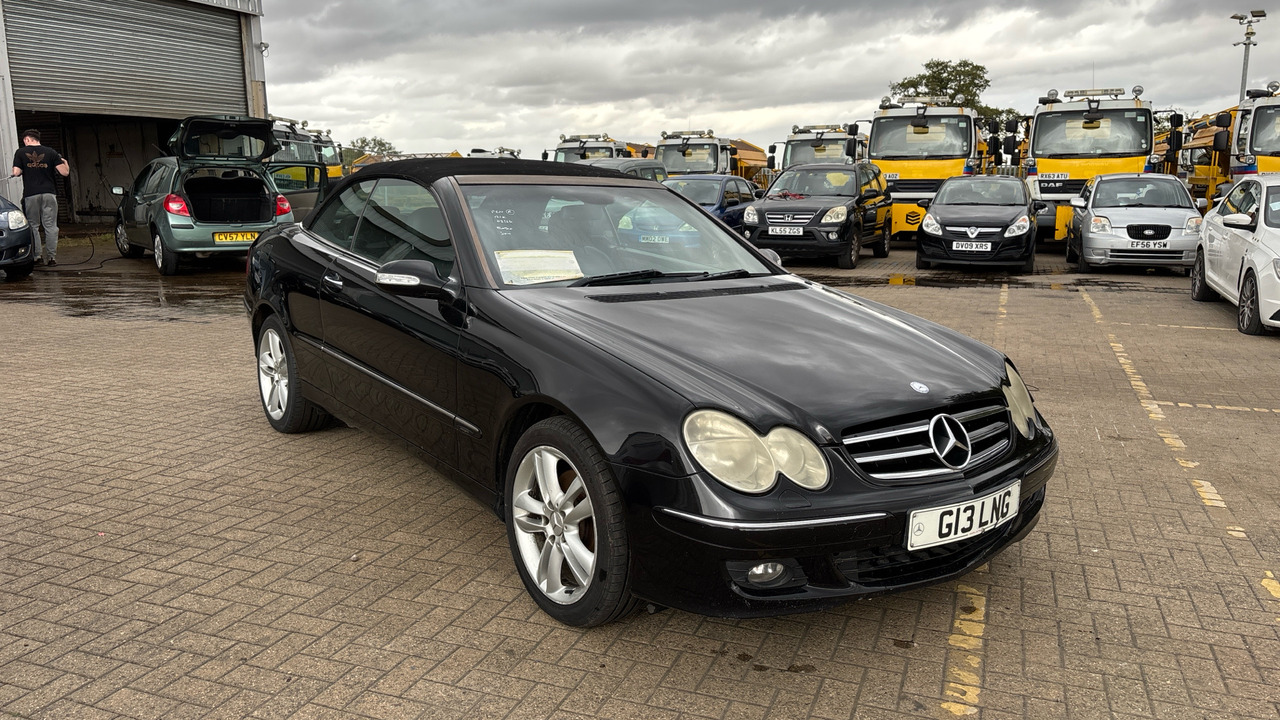 MERCEDES CLK 1.8 AVANTGARDE - Osobní auto: obrázek 1 MERCEDES CLK 1.8 AVANTGARDE - Osobní auto: obrázek 1