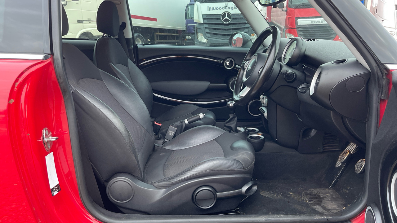 MINI COOPER COOPER S - Hatchback: obrázek 5 MINI COOPER COOPER S - Hatchback: obrázek 5