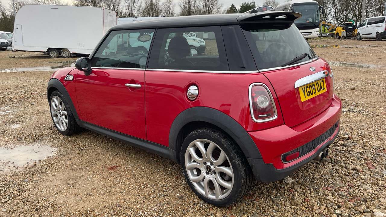 MINI COOPER COOPER S - Hatchback: obrázek 3 MINI COOPER COOPER S - Hatchback: obrázek 3