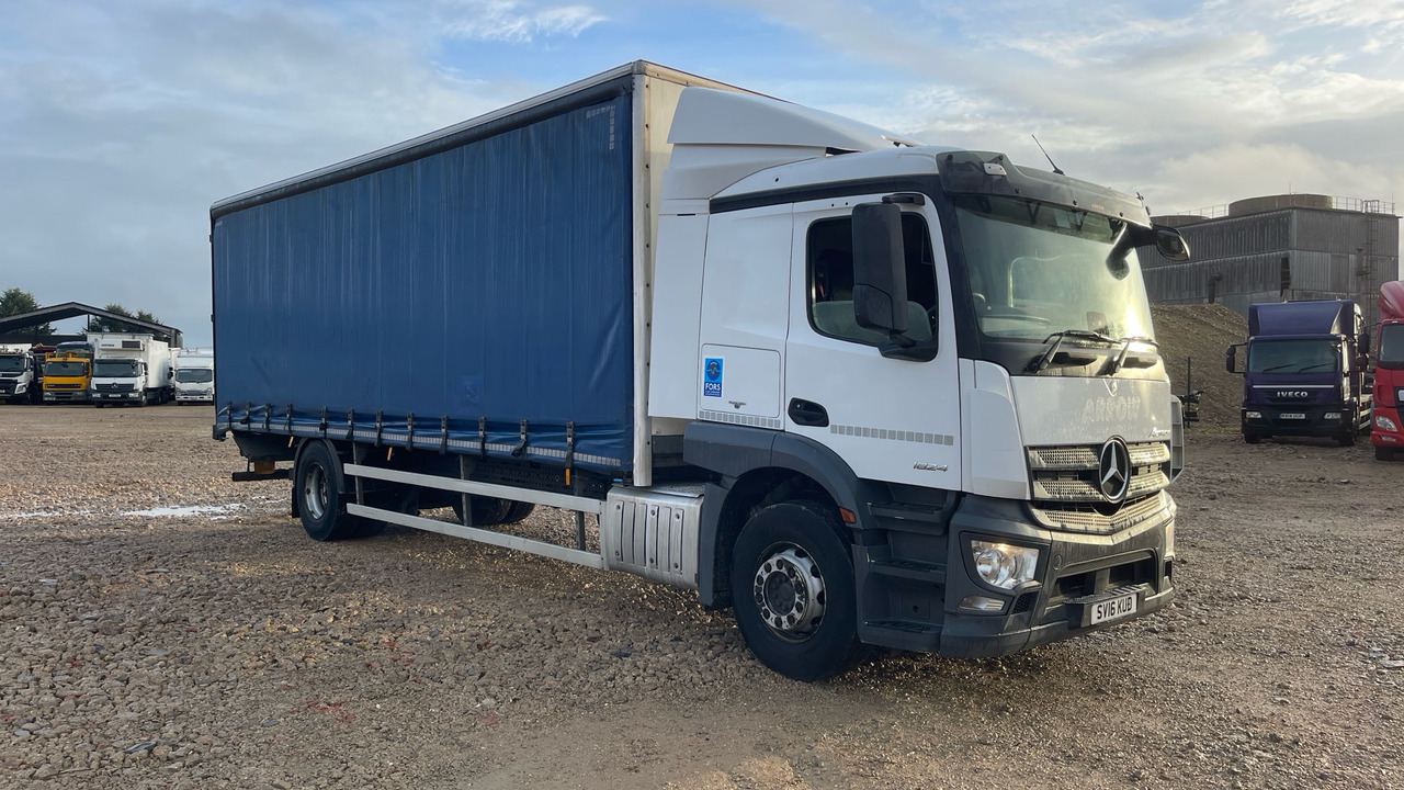 Mercedes-Benz Actros 1824 - Plachtový nákladní auto: obrázek 1 Mercedes-Benz Actros 1824 - Plachtový nákladní auto: obrázek 1