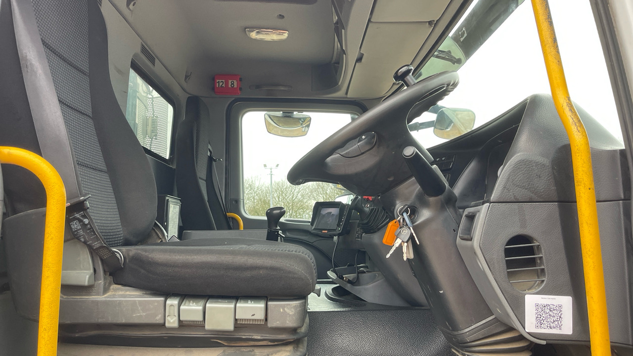 Mercedes-Benz Actros 3236 - Sklápěč, Auto s hydraulickou rukou: obrázek 5 Mercedes-Benz Actros 3236 - Sklápěč, Auto s hydraulickou rukou: obrázek 5