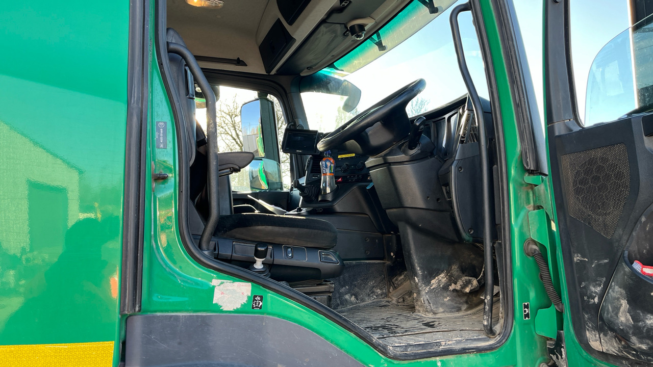 Mercedes-Benz Arocs 3240 - Sklápěč: obrázek 5 Mercedes-Benz Arocs 3240 - Sklápěč: obrázek 5