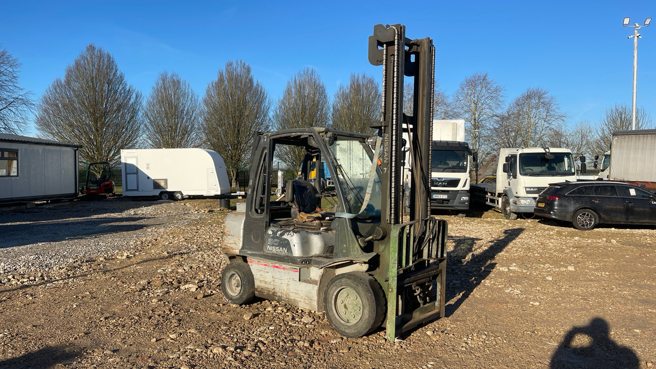 NISSAN YG1D2A300 - Dieselový vysokozdvižný vozík: obrázek 2 NISSAN YG1D2A300 - Dieselový vysokozdvižný vozík: obrázek 2