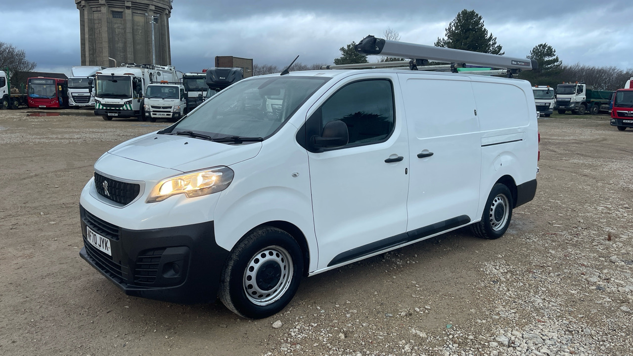 PEUGEOT EXPERT PROFESSBLIONAL 1.5 BLUEHDI - Furgon: obrázek 2 PEUGEOT EXPERT PROFESSBLIONAL 1.5 BLUEHDI - Furgon: obrázek 2