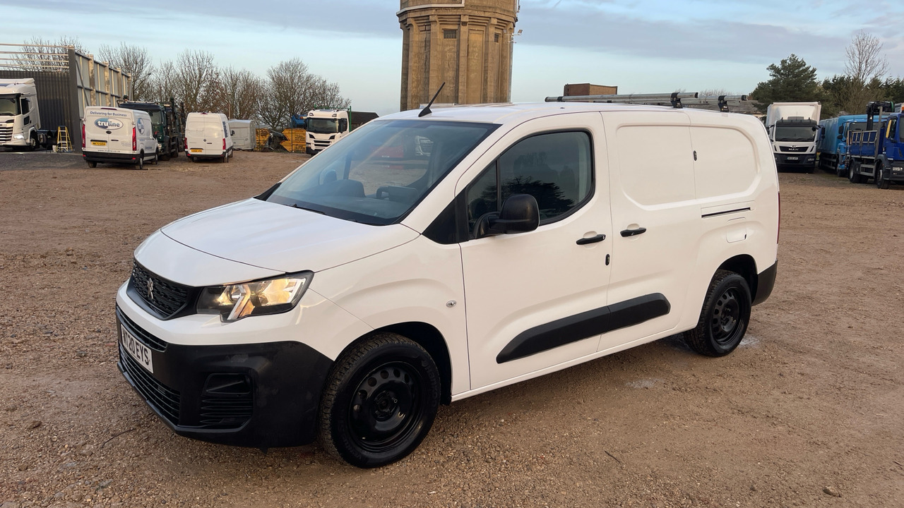 PEUGEOT PARTNER 850 1.5 BlueHDi 100ps Professional - Malá dodávka: obrázek 2 PEUGEOT PARTNER 850 1.5 BlueHDi 100ps Professional - Malá dodávka: obrázek 2