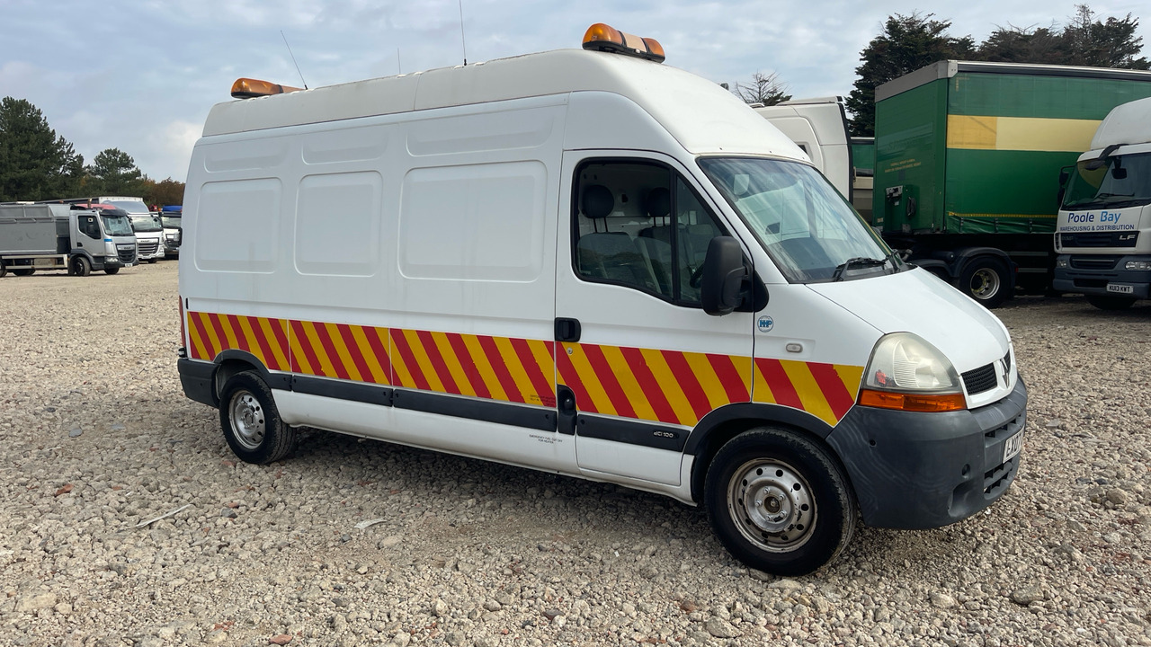 RENAULT MASTER 35 2.5 DCI 100PS - Furgon, Komunální/ Speciální technika: obrázek 1 RENAULT MASTER 35 2.5 DCI 100PS - Furgon, Komunální/ Speciální technika: obrázek 1