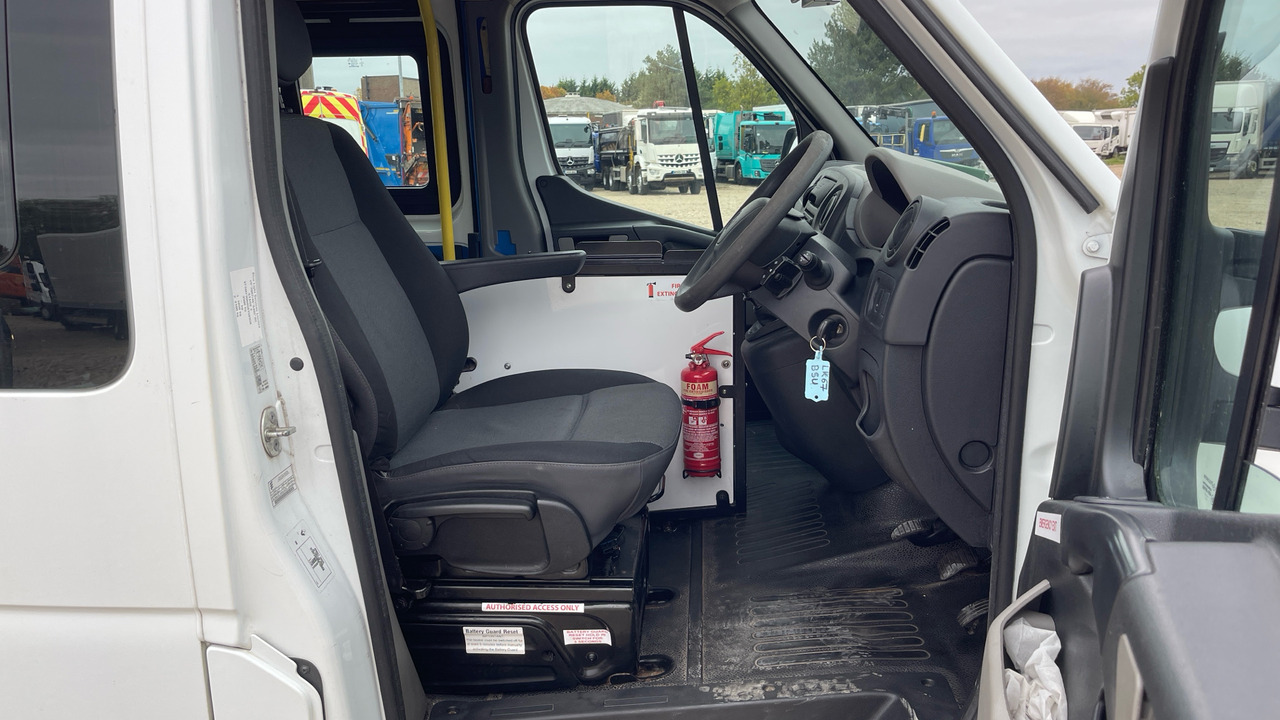 RENAULT MASTER 35 - Minibus, Mikrobus: obrázek 5 RENAULT MASTER 35 - Minibus, Mikrobus: obrázek 5