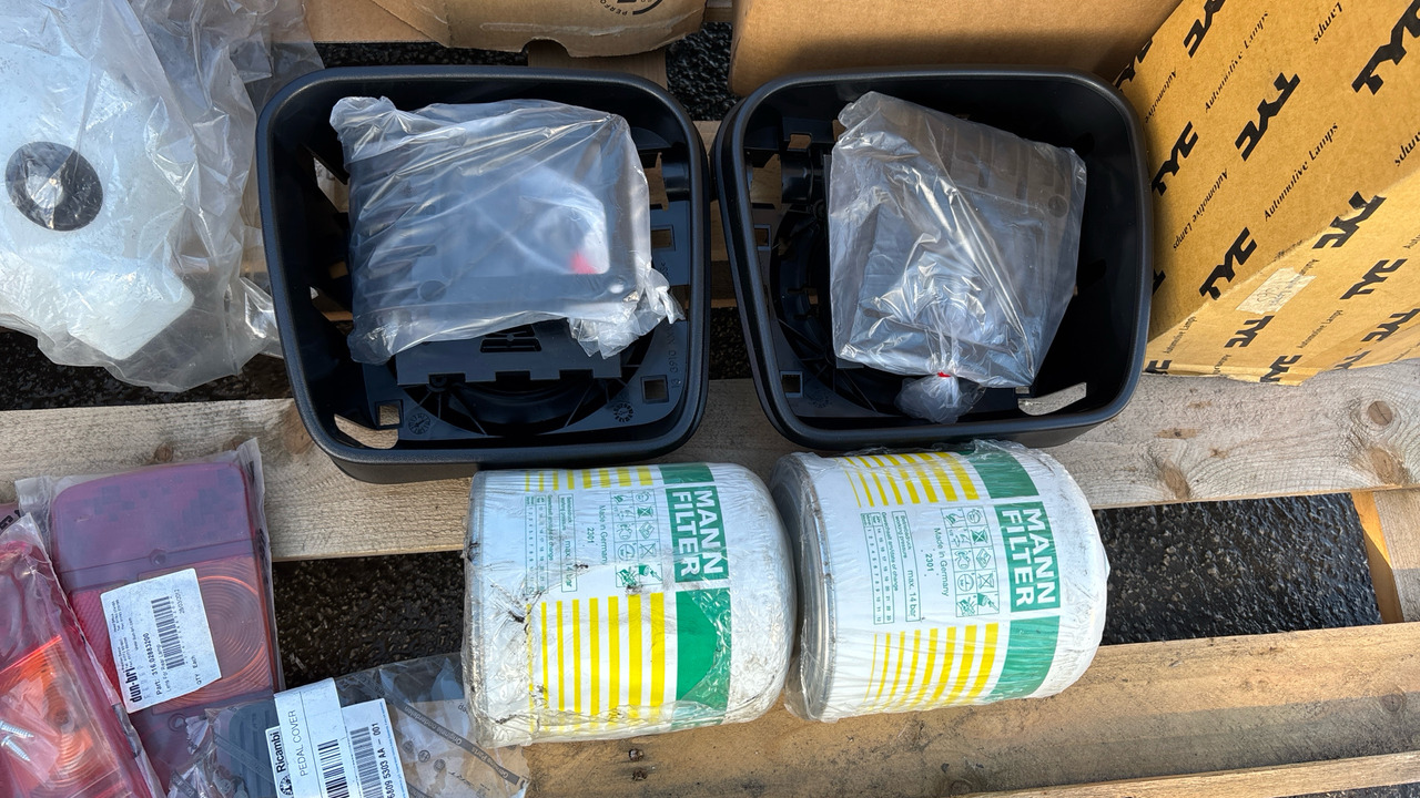 RENAULT PARTS - Stavební zařízení: obrázek 4 RENAULT PARTS - Stavební zařízení: obrázek 4