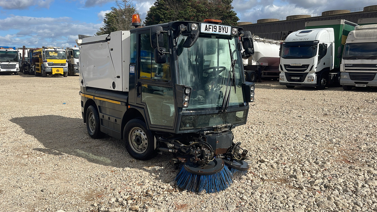 SCHMIDT COMPACT 200 - Zametací vůz: obrázek 1 SCHMIDT COMPACT 200 - Zametací vůz: obrázek 1