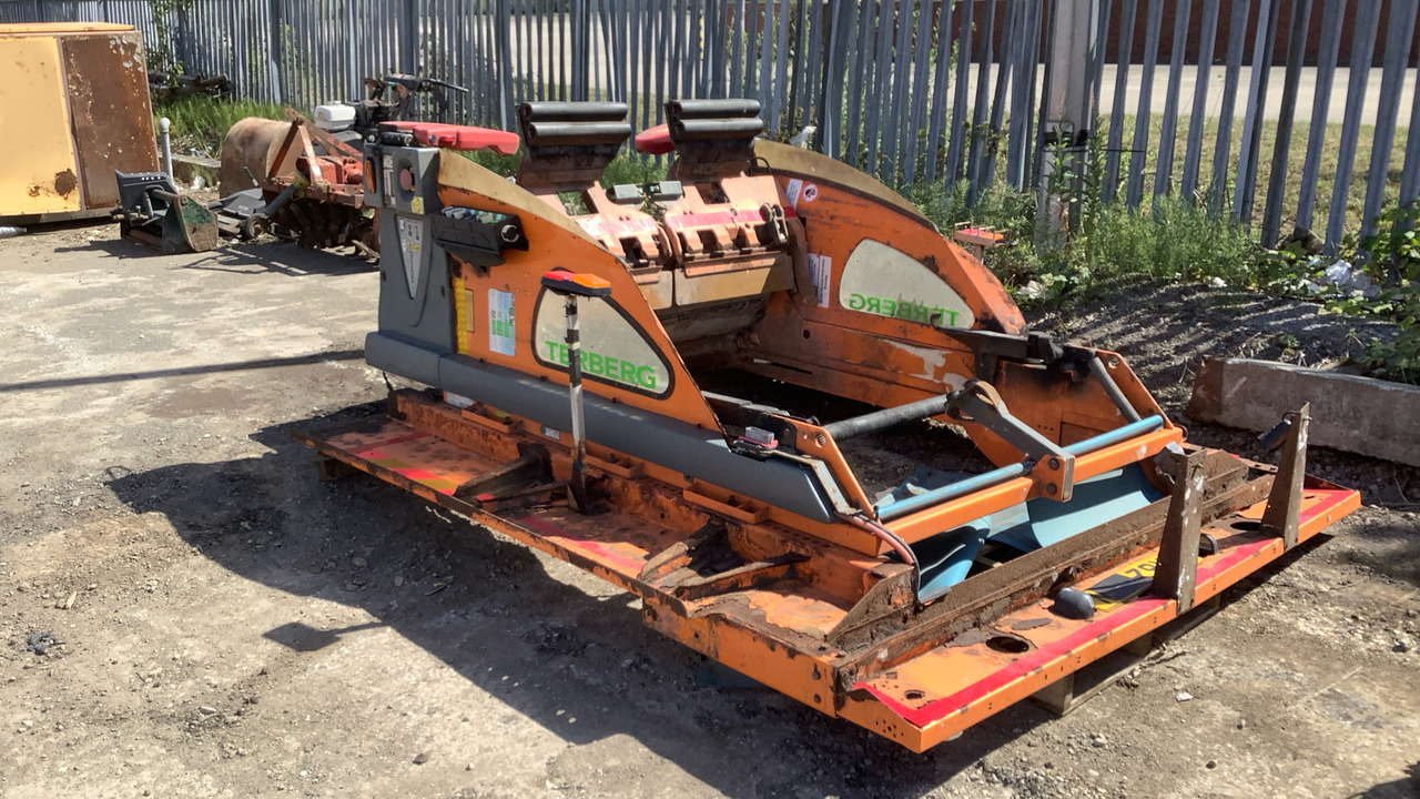 TERBERG TWIN BIN LIFT - Stavební zařízení: obrázek 2 TERBERG TWIN BIN LIFT - Stavební zařízení: obrázek 2