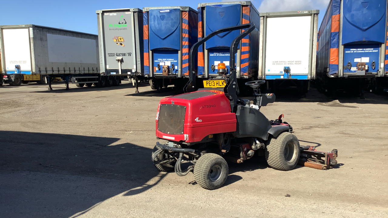TORO LT3340 - Sekačka na trávu: obrázek 3 TORO LT3340 - Sekačka na trávu: obrázek 3