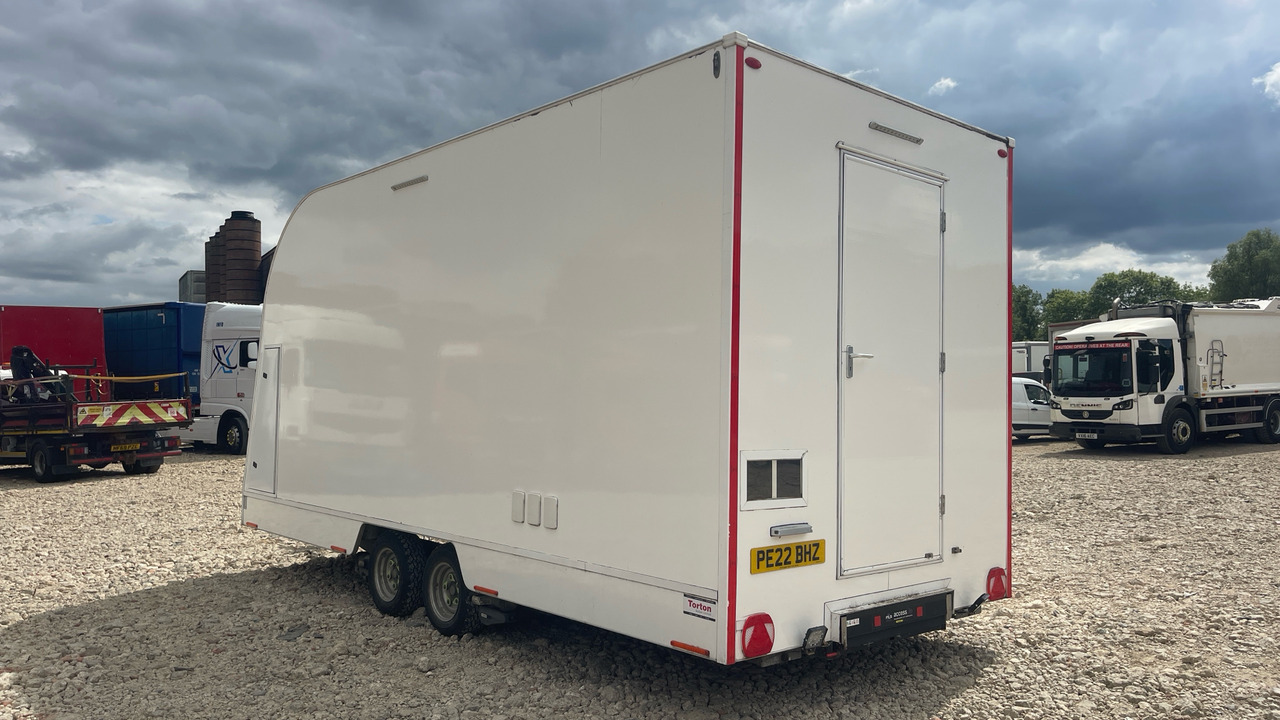 TORTON - Přepravník stavebních strojů: obrázek 5 TORTON - Přepravník stavebních strojů: obrázek 5