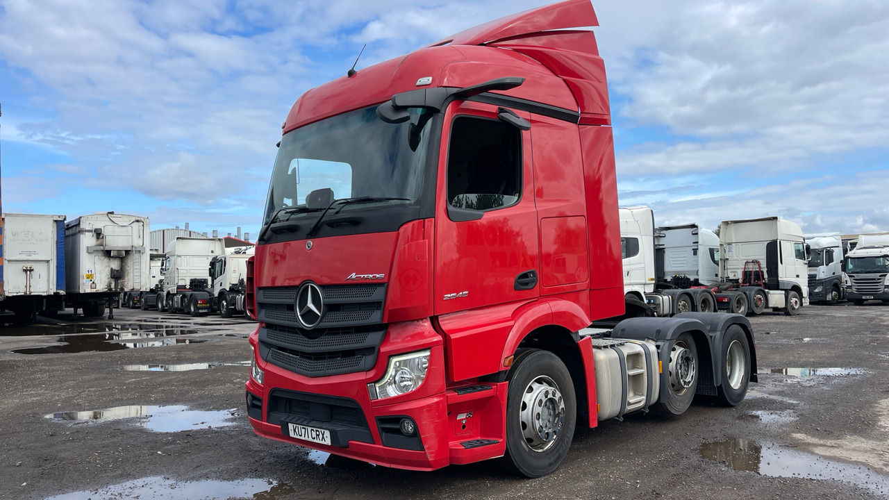 MERCEDES-BENZ ACTROS 2545 - Tahač: obrázek 2 MERCEDES-BENZ ACTROS 2545 - Tahač: obrázek 2