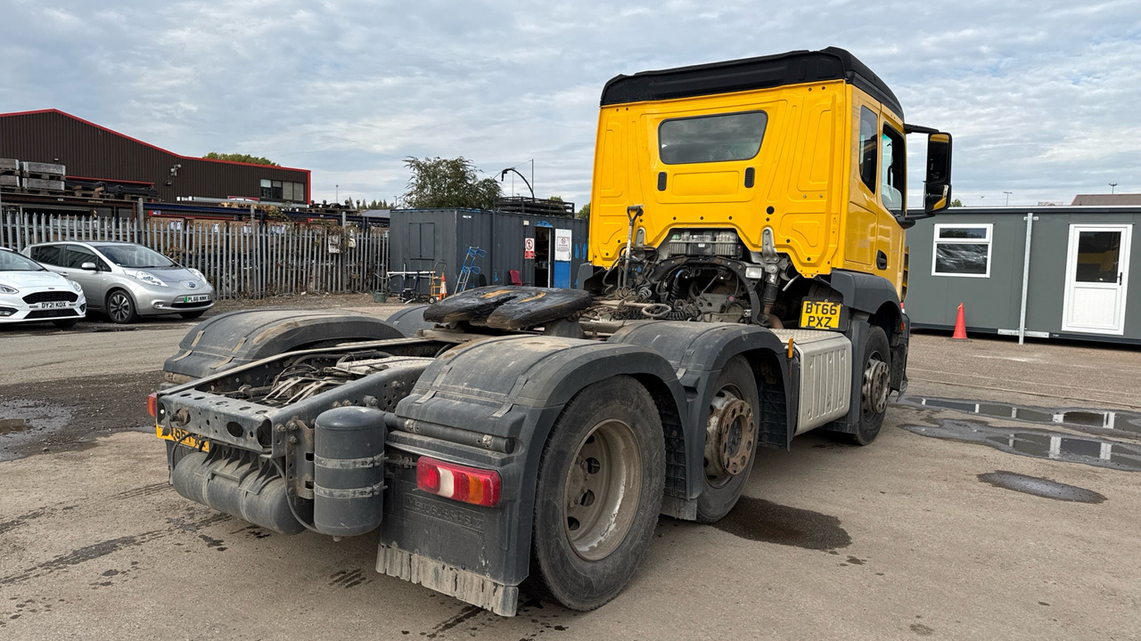 MERCEDES-BENZ ACTROS - Tahač: obrázek 4 MERCEDES-BENZ ACTROS - Tahač: obrázek 4