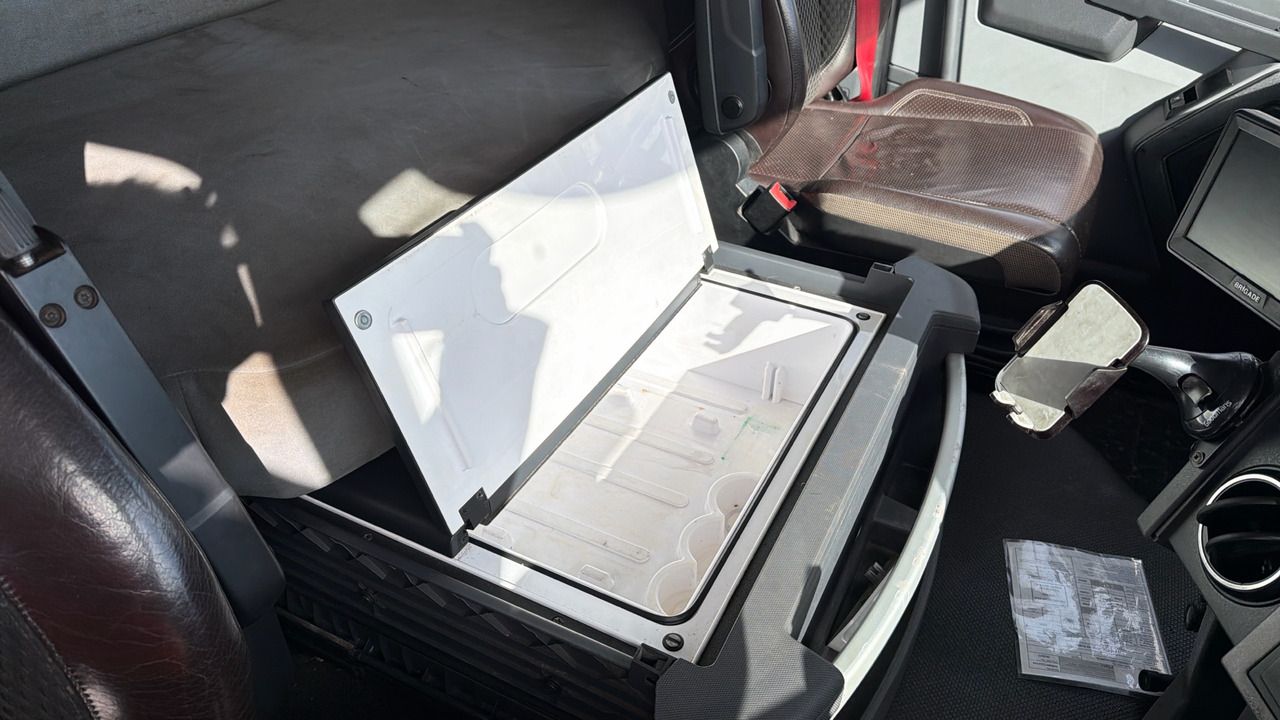 Tahač RENAULT T RANGE: obrázek 11 Tahač RENAULT T RANGE: obrázek 11