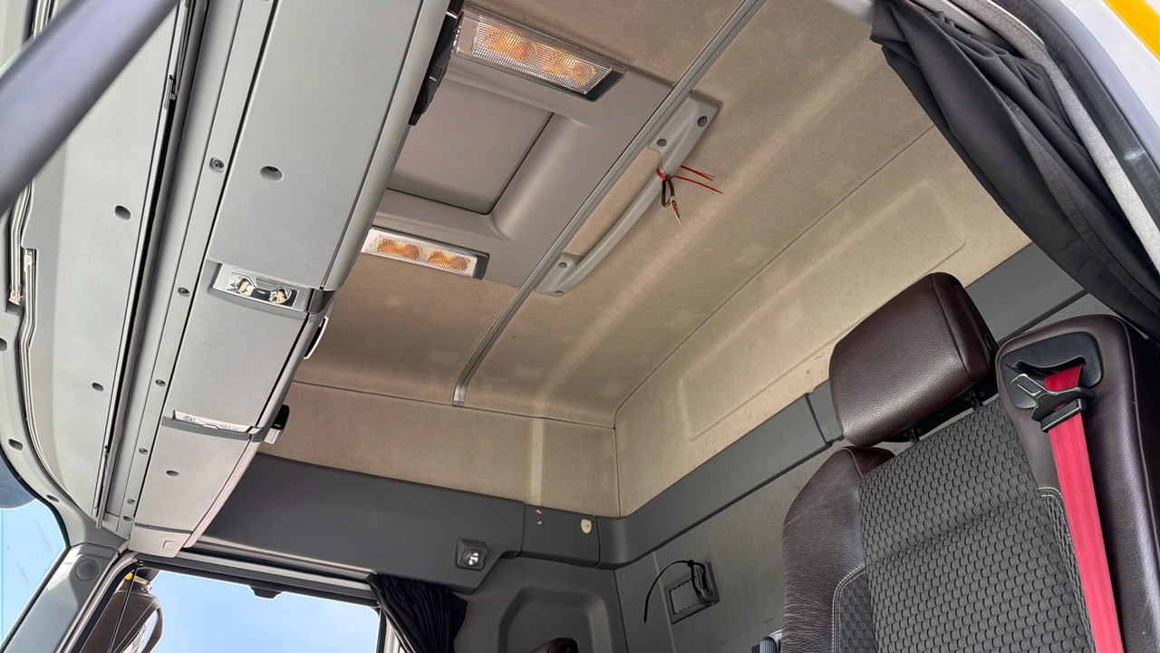 Tahač RENAULT T RANGE: obrázek 15 Tahač RENAULT T RANGE: obrázek 15