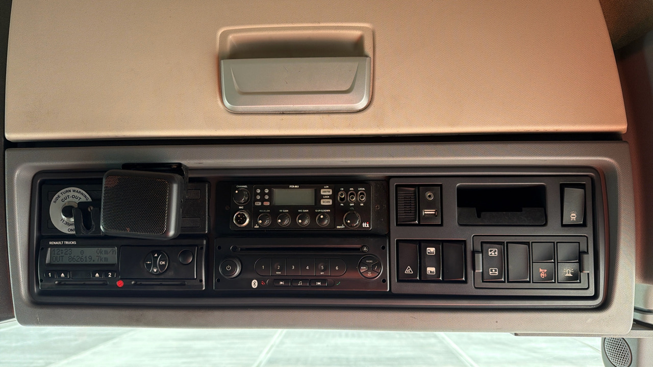 Tahač RENAULT T RANGE: obrázek 9 Tahač RENAULT T RANGE: obrázek 9