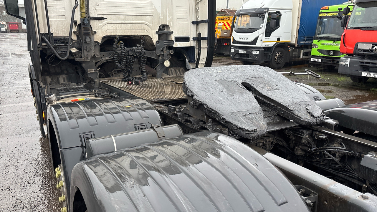 Tahač SCANIA G  450: obrázek 15