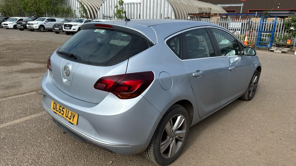 VAUXHALL ASTRA SRI 1.4 16V - Osobní auto: obrázek 4 VAUXHALL ASTRA SRI 1.4 16V - Osobní auto: obrázek 4