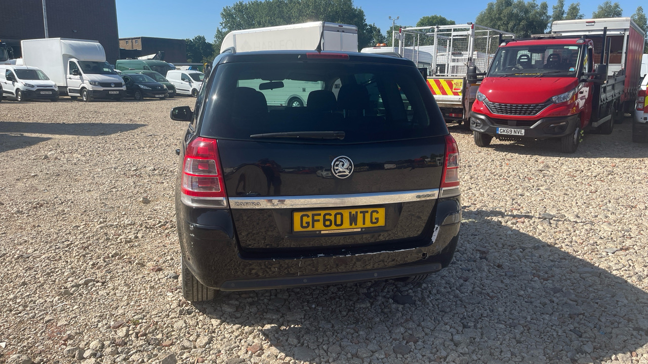 Osobní auto VAUXHALL ZAFIRA 1.7 CDTI: obrázek 9