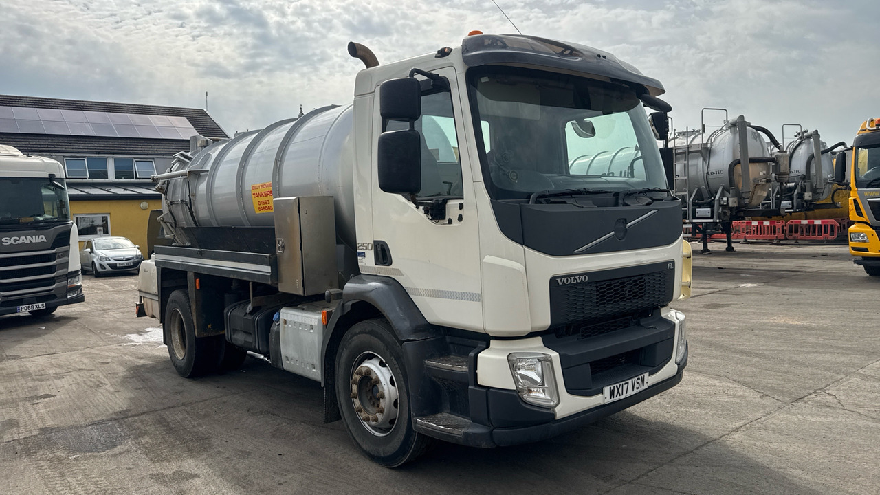 VOLVO FL 250 - Čistič odpadových jam: obrázek 1 VOLVO FL 250 - Čistič odpadových jam: obrázek 1