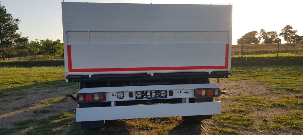 Krone Budowlana Skrzynia Odnowiona - Přívěs plato/ Valník: obrázek 4 Krone Budowlana Skrzynia Odnowiona - Přívěs plato/ Valník: obrázek 4