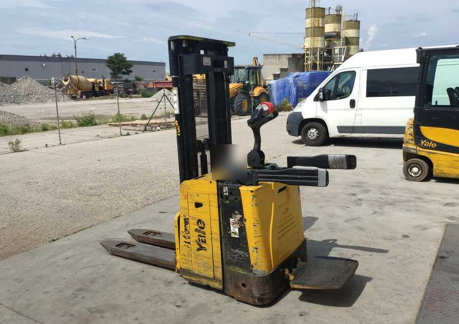 Yale MS15X IL - Stohovací vozík: obrázek 2 Yale MS15X IL - Stohovací vozík: obrázek 2