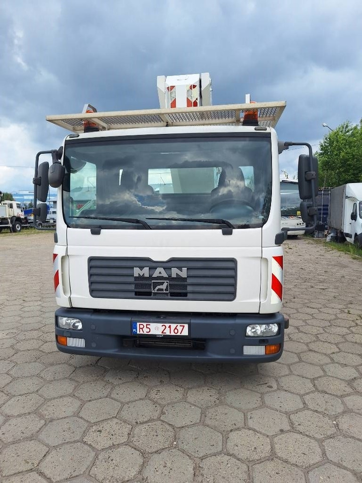 MAN podnośnik koszowy Wumag WT 300 - Teleskopická plošina: obrázek 2 MAN podnośnik koszowy Wumag WT 300 - Teleskopická plošina: obrázek 2
