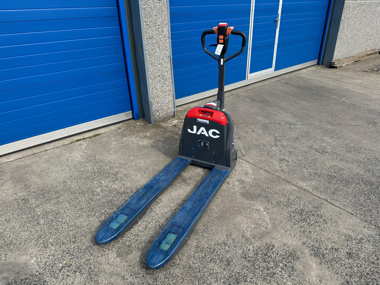 JAC CBD15 - Paletový vozík: obrázek 2 JAC CBD15 - Paletový vozík: obrázek 2
