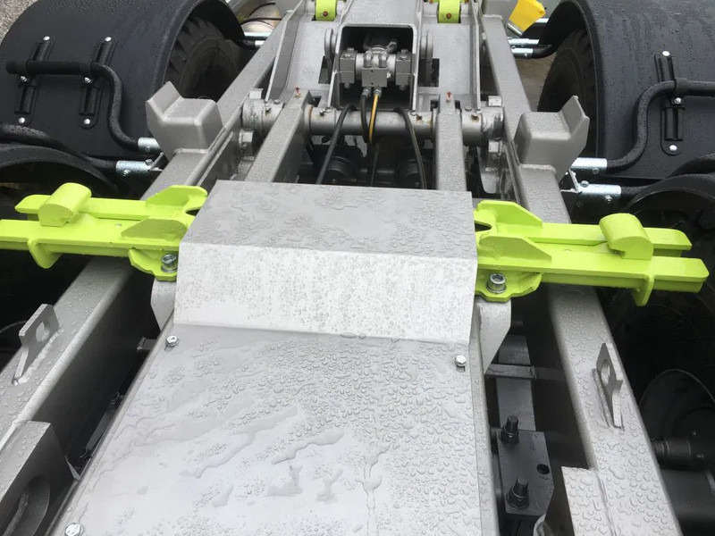 Nový Kontejnerovy návěs/ Výměnná nástavba Roagna R14: obrázek 7 Nový Kontejnerovy návěs/ Výměnná nástavba Roagna R14: obrázek 7