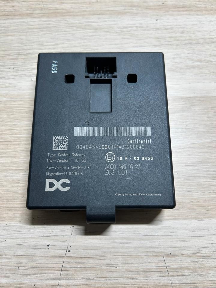 Atego 4 EU6 Continental Central Gateway Steuergerät A0004461627 - Řídicí blok: obrázek 2 Atego 4 EU6 Continental Central Gateway Steuergerät A0004461627 - Řídicí blok: obrázek 2