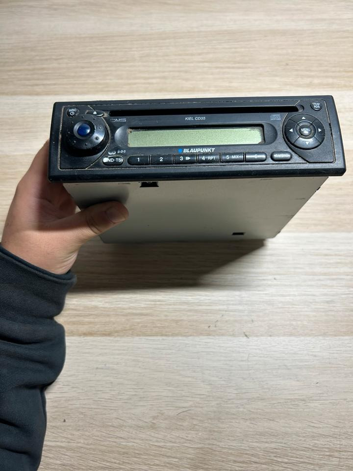 Blaupunkt Multimedia Radio 24V 7645050510 - Navigační systém pro Nákladní auto: obrázek 2 Blaupunkt Multimedia Radio 24V 7645050510 - Navigační systém pro Nákladní auto: obrázek 2