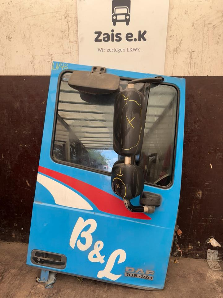 DAF XF 105,460 Beifahrertür Blau Spiegel Innenverkleidung LN 48 - Dveře a díly pro Nákladní auto: obrázek 1 DAF XF 105,460 Beifahrertür Blau Spiegel Innenverkleidung LN 48 - Dveře a díly pro Nákladní auto: obrázek 1