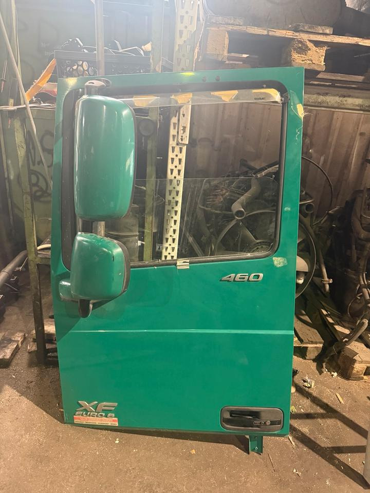 DAF XF 460 EU6 Fahrertür Grün Links Spiegel Innenverkleidung - Dveře a díly pro Nákladní auto: obrázek 1 DAF XF 460 EU6 Fahrertür Grün Links Spiegel Innenverkleidung - Dveře a díly pro Nákladní auto: obrázek 1