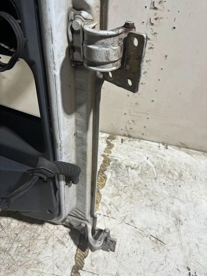 IVECO Euro Cargo Fahrertür, weiß,Spiegel&Verkleidung LN 19 - Dveře a díly pro Nákladní auto: obrázek 4 IVECO Euro Cargo Fahrertür, weiß,Spiegel&Verkleidung LN 19 - Dveře a díly pro Nákladní auto: obrázek 4