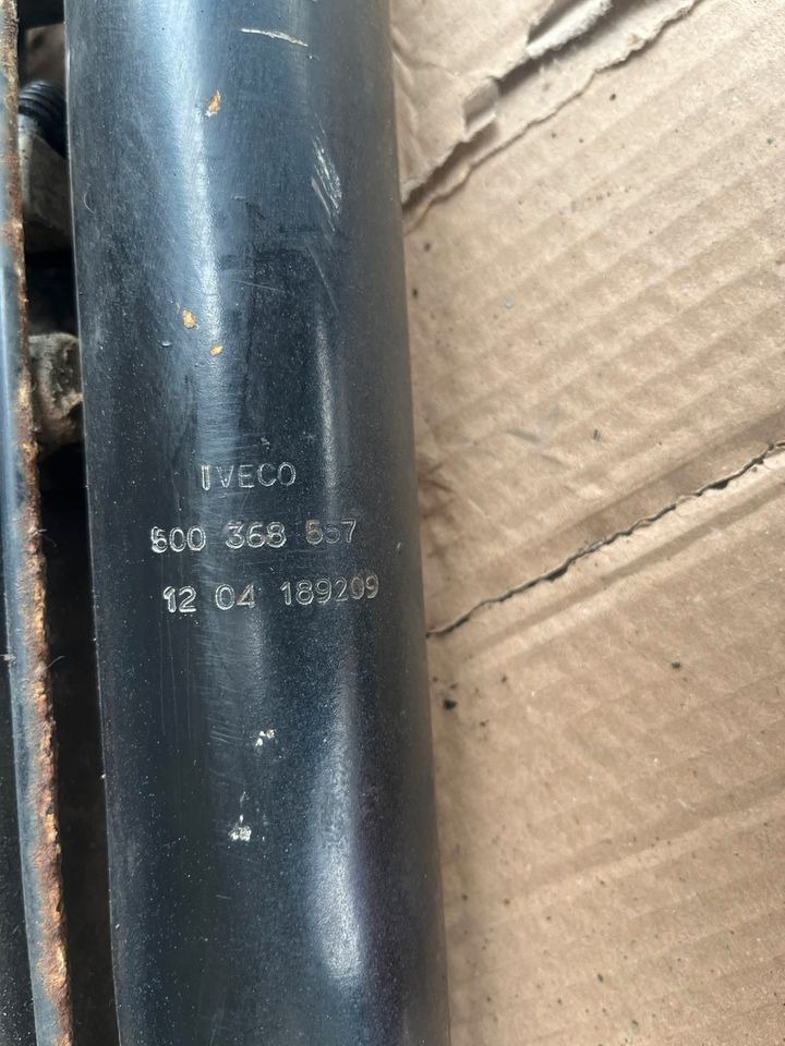 IVECO Stralis 450 Hydraulikzylinder Kippzylinder 500368557 - Hydraulický válec pro Nákladní auto: obrázek 2 IVECO Stralis 450 Hydraulikzylinder Kippzylinder 500368557 - Hydraulický válec pro Nákladní auto: obrázek 2