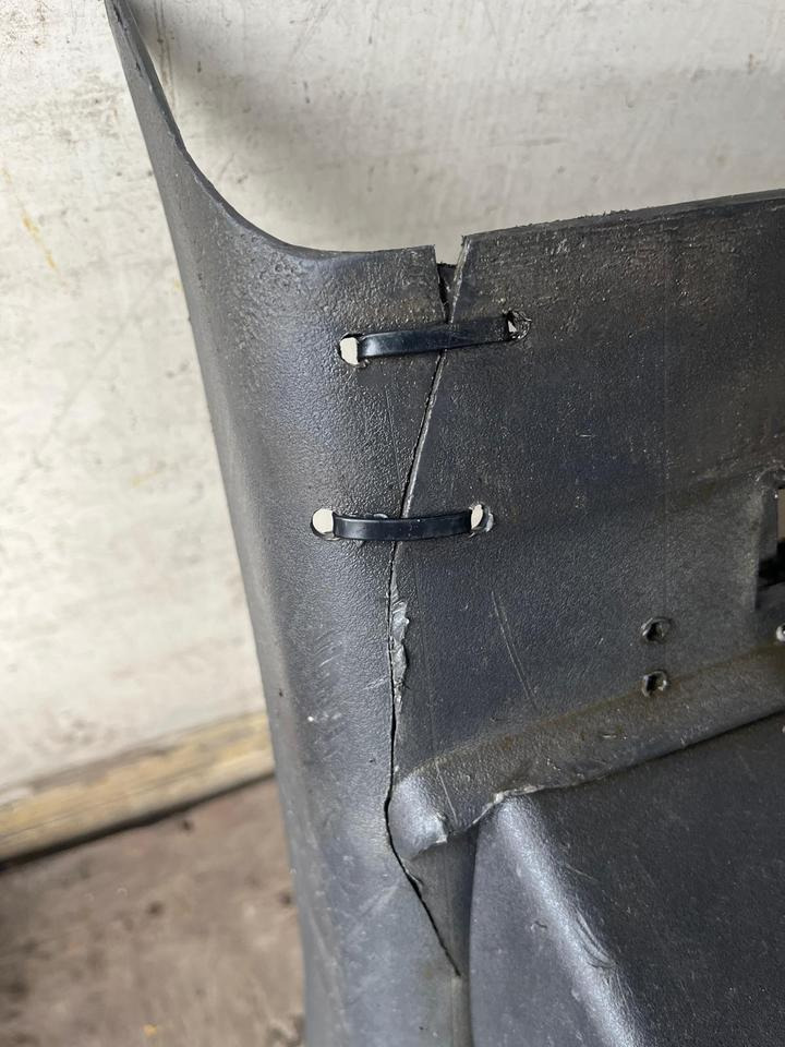 IVECO Stralis 450 Kotflügel vorne links 41299389 / 41299388 - Křídlo pro Nákladní auto: obrázek 3 IVECO Stralis 450 Kotflügel vorne links 41299389 / 41299388 - Křídlo pro Nákladní auto: obrázek 3