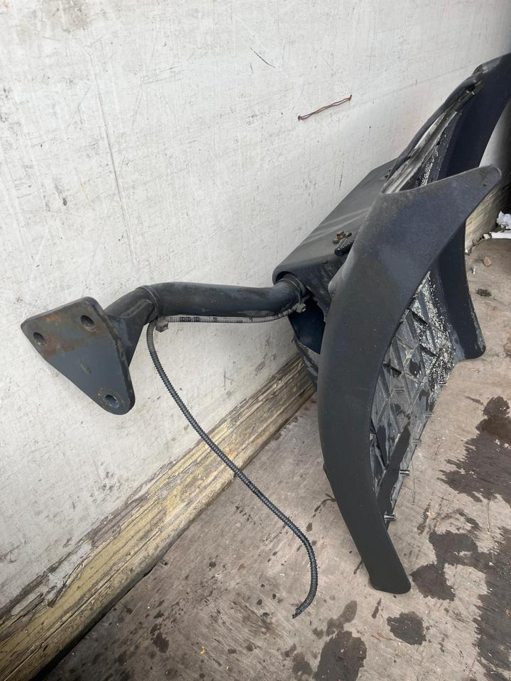 IVECO Stralis 450 Kotflügel vorne links 41299389 / 41299388 - Křídlo pro Nákladní auto: obrázek 4 IVECO Stralis 450 Kotflügel vorne links 41299389 / 41299388 - Křídlo pro Nákladní auto: obrázek 4