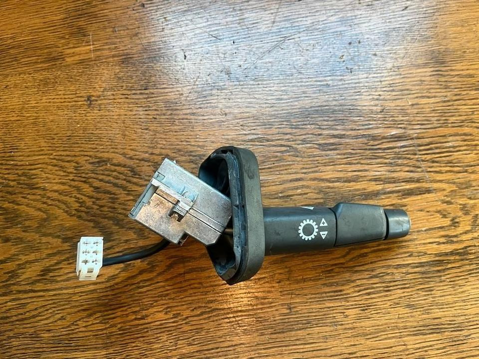 MAN Lenkstockschalter, Schalter, Schalhebel 81255090130 - Spínač sloupku řízení pro Nákladní auto: obrázek 3 MAN Lenkstockschalter, Schalter, Schalhebel 81255090130 - Spínač sloupku řízení pro Nákladní auto: obrázek 3