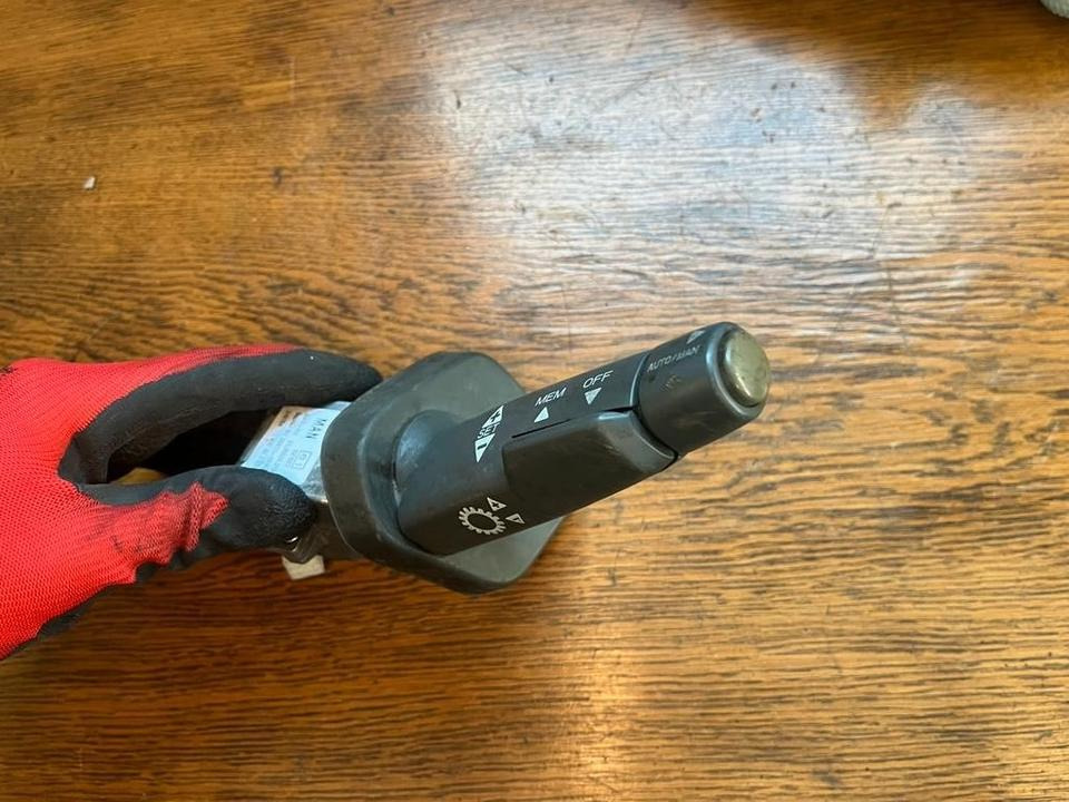 MAN Lenkstockschalter, Schalter, Schalhebel 81255090130 - Spínač sloupku řízení pro Nákladní auto: obrázek 1 MAN Lenkstockschalter, Schalter, Schalhebel 81255090130 - Spínač sloupku řízení pro Nákladní auto: obrázek 1