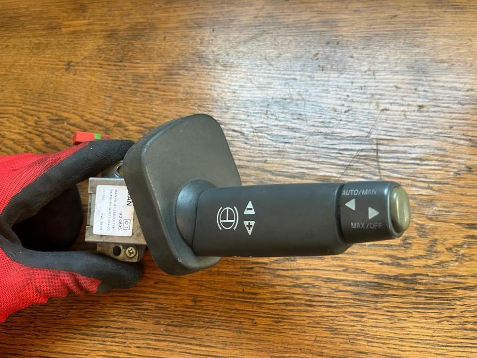 MAN Lenkstockschalter, Schalter, Schalhebel 81255090138 - Spínač sloupku řízení pro Nákladní auto: obrázek 1 MAN Lenkstockschalter, Schalter, Schalhebel 81255090138 - Spínač sloupku řízení pro Nákladní auto: obrázek 1