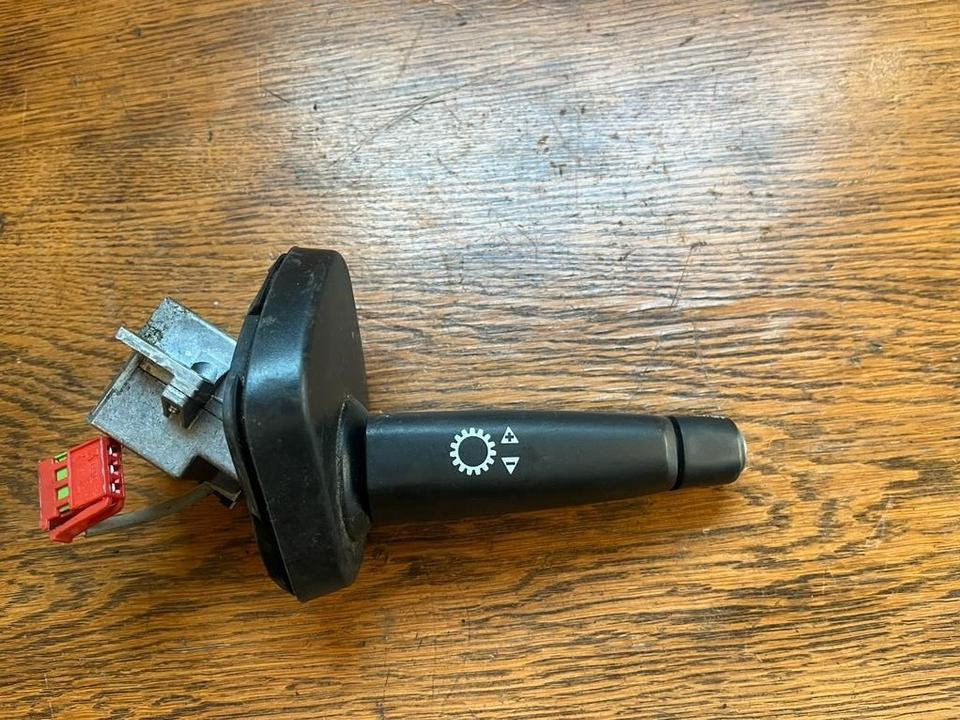 MAN Lenkstockschalter, Schalter, Schalhebel 81255090157 - Spínač sloupku řízení pro Nákladní auto: obrázek 3 MAN Lenkstockschalter, Schalter, Schalhebel 81255090157 - Spínač sloupku řízení pro Nákladní auto: obrázek 3