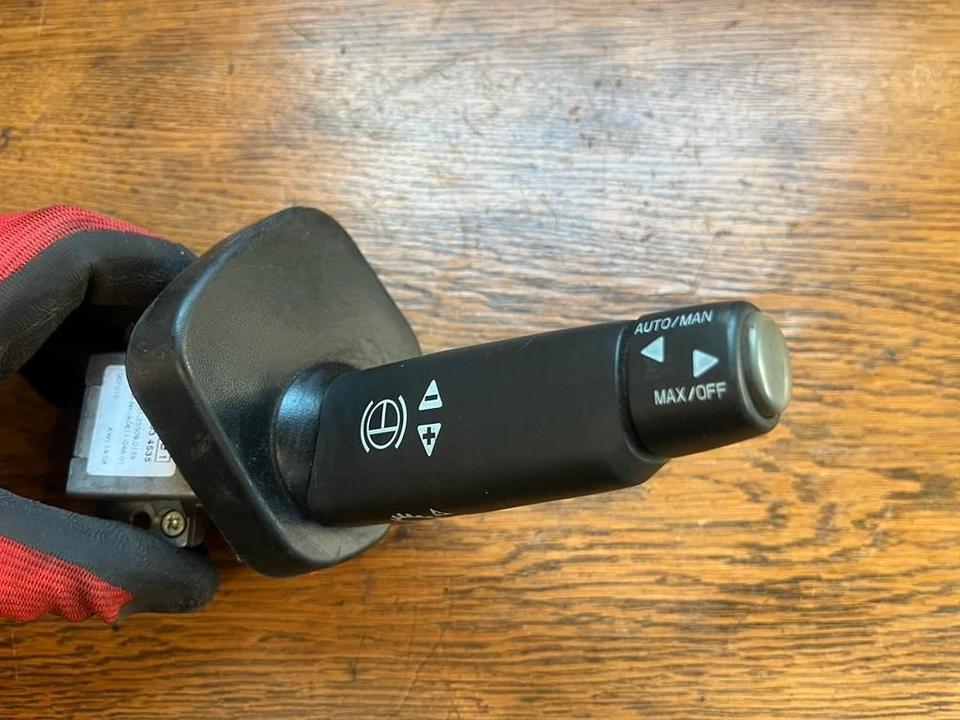 MAN Lenkstockschalter, Schalter, Schalhebel 81255090159 - Spínač sloupku řízení pro Nákladní auto: obrázek 1 MAN Lenkstockschalter, Schalter, Schalhebel 81255090159 - Spínač sloupku řízení pro Nákladní auto: obrázek 1