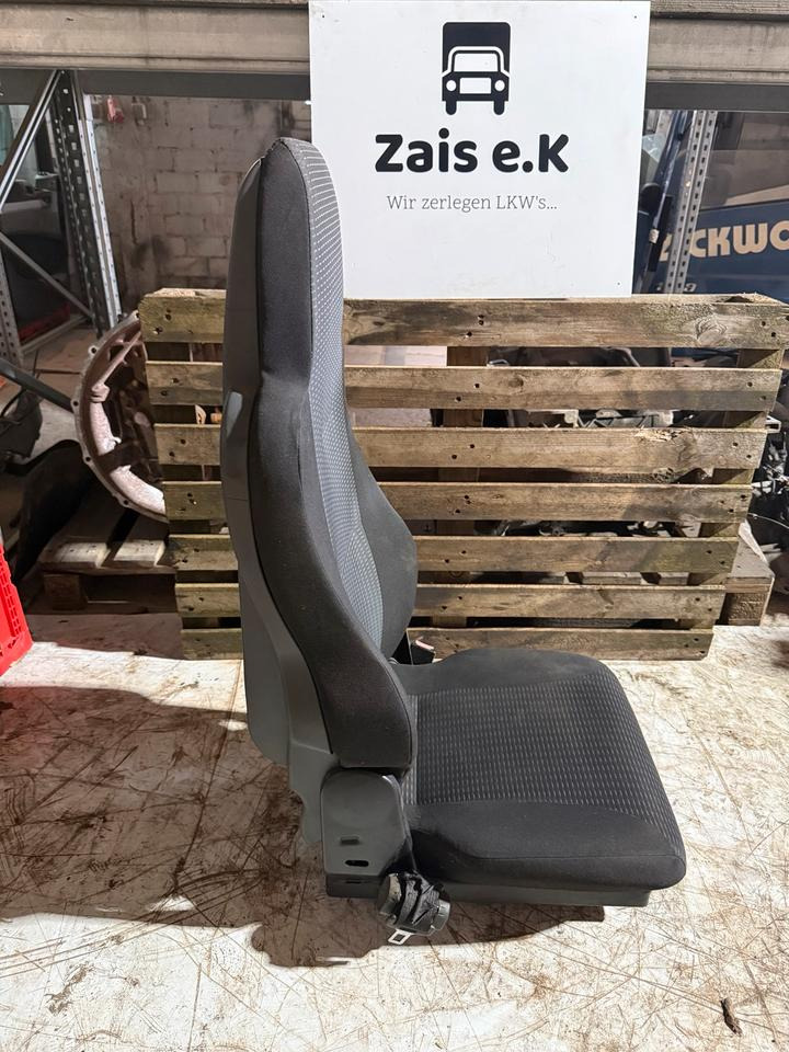 MAN TGL EURO5/6 Mittlerer Sitz - Sedaček pro Nákladní auto: obrázek 2 MAN TGL EURO5/6 Mittlerer Sitz - Sedaček pro Nákladní auto: obrázek 2