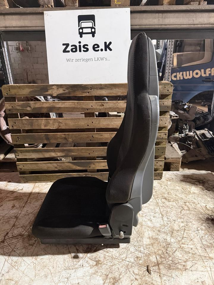 MAN TGL EURO5/6 Mittlerer Sitz - Sedaček pro Nákladní auto: obrázek 4 MAN TGL EURO5/6 Mittlerer Sitz - Sedaček pro Nákladní auto: obrázek 4