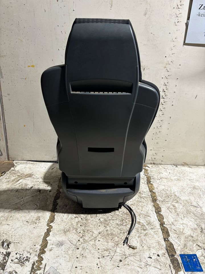 MAN TGL Euro 5/6 Fahrersitz mit Luft und elektrisch - Sedaček pro Nákladní auto: obrázek 4 MAN TGL Euro 5/6 Fahrersitz mit Luft und elektrisch - Sedaček pro Nákladní auto: obrázek 4