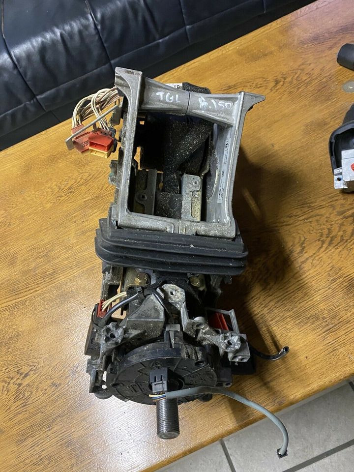 MAN TGL Lenksäule Lenkung mit Zündschloss & Schlüssel - Sloupek řízení pro Nákladní auto: obrázek 2 MAN TGL Lenksäule Lenkung mit Zündschloss & Schlüssel - Sloupek řízení pro Nákladní auto: obrázek 2